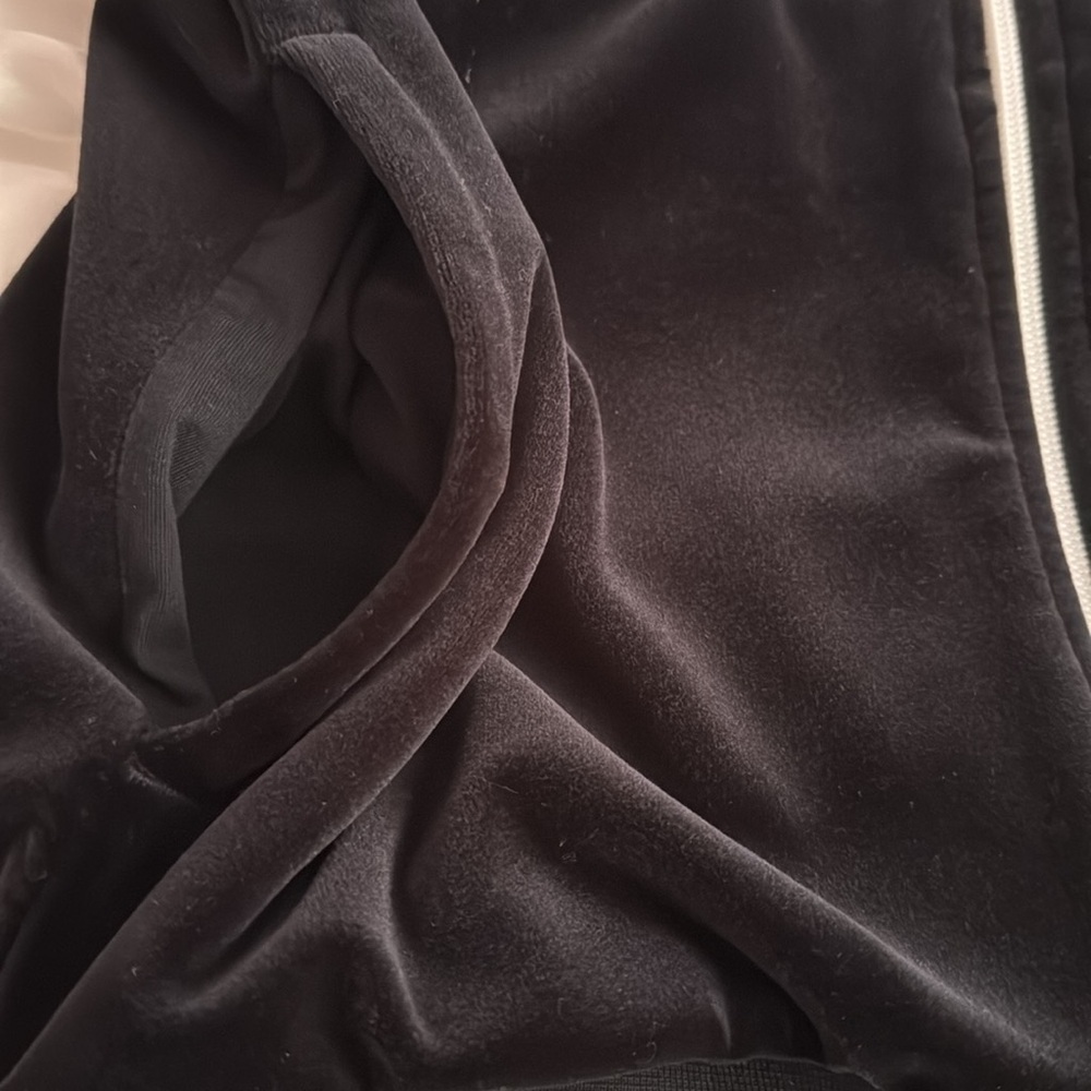 Nike Women's Black Full Zip Velour Track Jacket Size Small - Picture 4 of 5